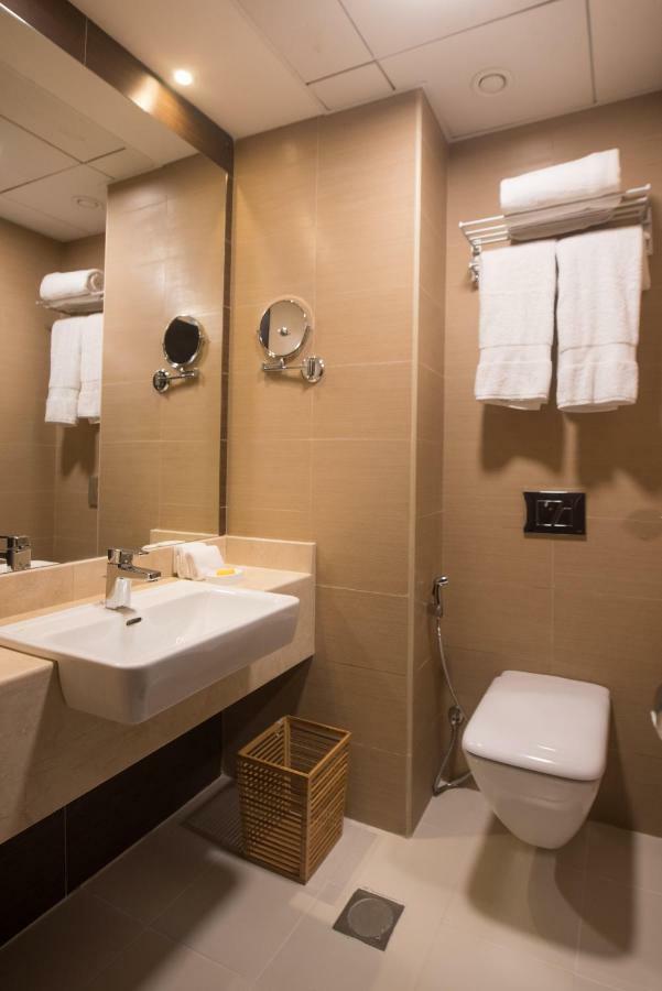 Fantastay - Luxury Studio Sparkle Tower Dubai Marina 外观 照片